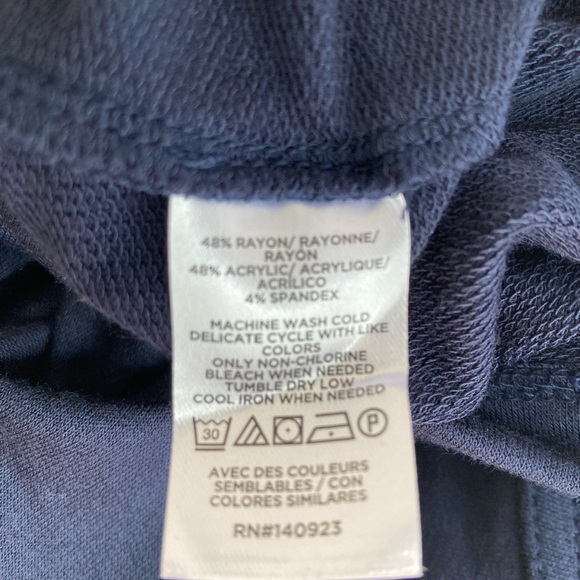 Lou & Grey Signaturesoft Scoop Neck Romper Blue Size Small NWOT - Picture 5 of 5